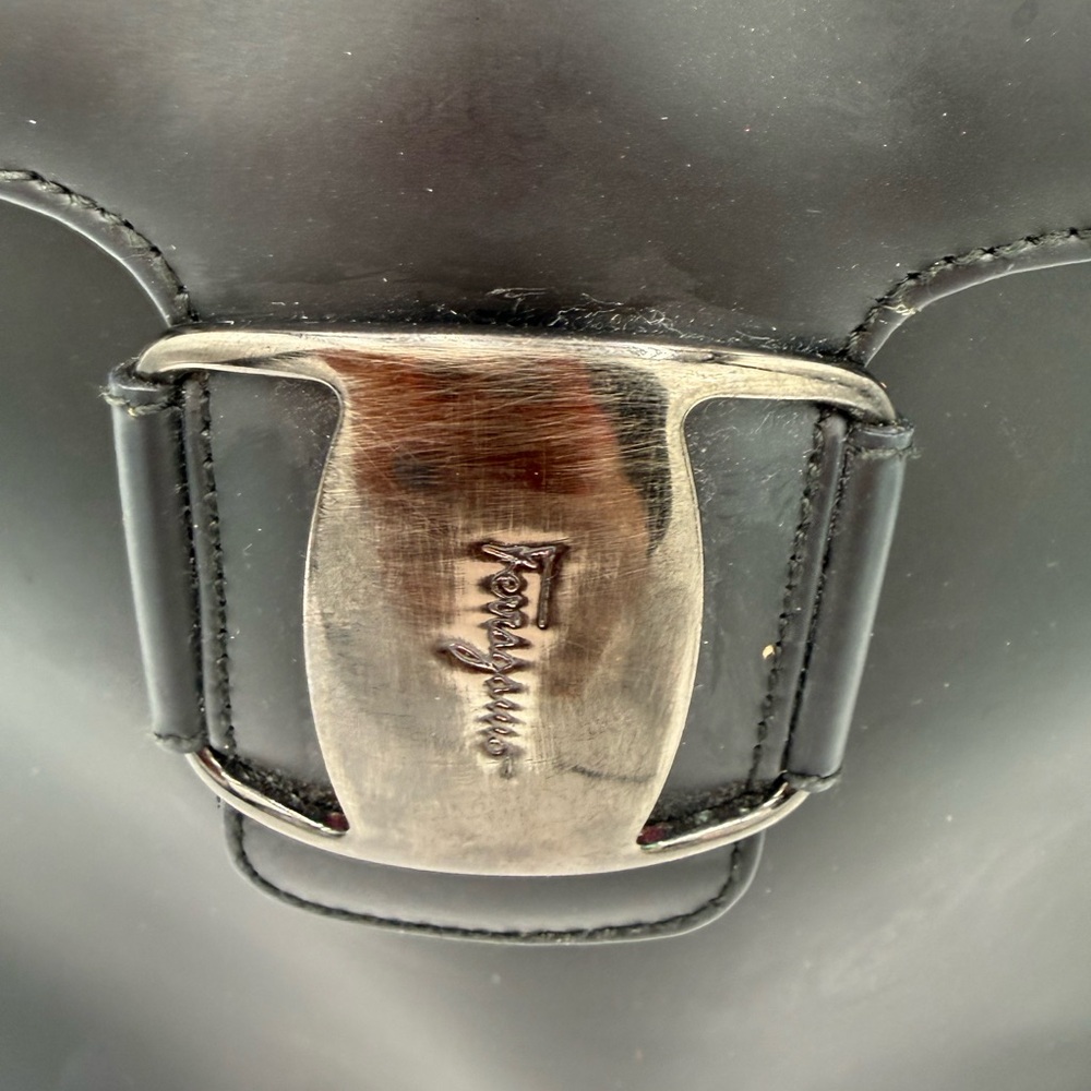 FLAWED Salvatore Ferragamo Black Shoulder Bag - Picture 2 of 15